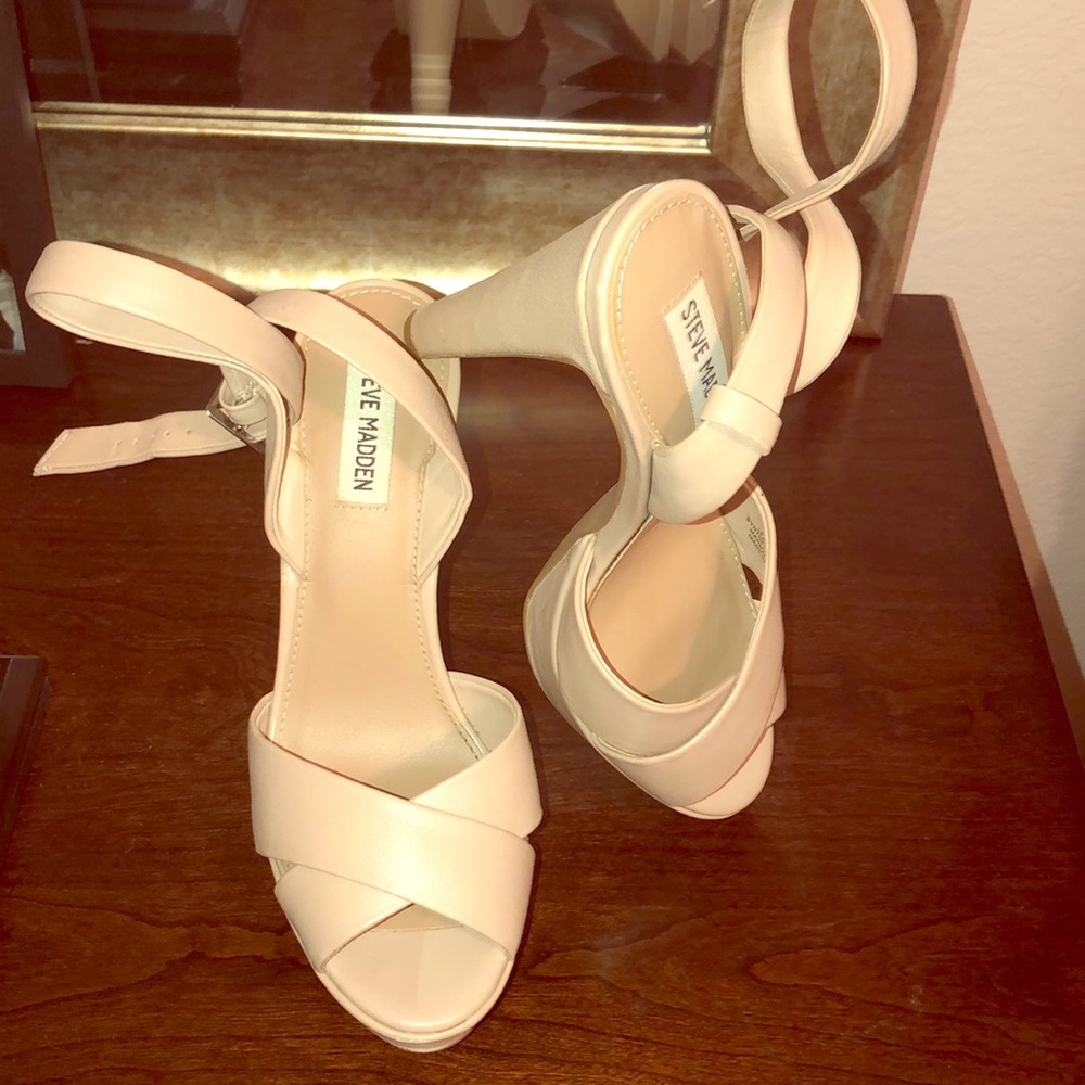 Nearly new - worn once